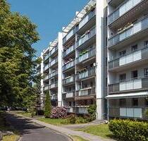 Wir sanieren für Sie: 4-Zimmerwohnung mit Balkon und Aufzug! - Dresden Prohlis
