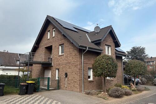 Foto - Ruhige Maisonettewohnung mit Balkon und guter Energieeffizienz.