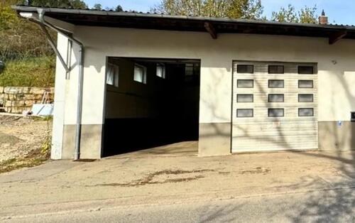 Foto - Kleine Gewerbehalle mit Büro - 1.450,00 EUR Kaltmiete,