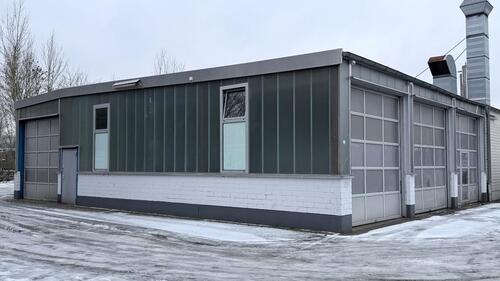 Foto - Werkstatthalle mit LKW-Tor, Büro & WC – sofort verfügbar in Baunatal