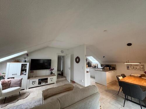 Foto - Helle 3,5 Zimmer DG-Wohnung mit Balkon in Freudenberg
