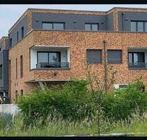 2 Zimmer Wohnung in top Lage mit Dachterrasse - Schloß Holte-Stukenbrock