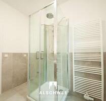 EXKLUSIV***EG*Hochparterre*Sanierte 2 zwei-Zimmer Wohnung mit Balkon inkl. EBK und Stellplatz! - Dresden Leuben