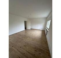 Moderne 3-Zimmer-Wohnung mit kleinem Balkon - Stolberg (Rhld.) Büsbach