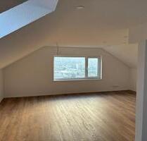 Charmante 3-Zimmer Dachgeschosswohnung inkl. Gartenanteil - Lörrach Brombach