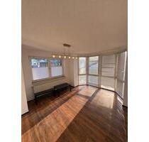 Attraktive 2-Zimmer-Wohnung mit Südbalkon in zentraler Lage - Barsinghausen