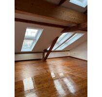 +++ Kleine Loft in alter Stadtvilla +++ - Wilhelmshaven