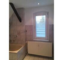 2,5 Raum Dachgeschosswohnung - 390,00&nbsp;EUR Kaltmiete, ca.&nbsp; 64,00&nbsp;m&sup2; in Pegau (PLZ: 04523)