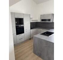 Moderne 4-Zimmer-Wohnung mit Balkon und hochwertiger Einbauküche in Buchen - Buchen (Odenwald)