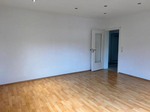 Foto - 4 Zimmer Etagenwohnung zur Miete in Güntersleben