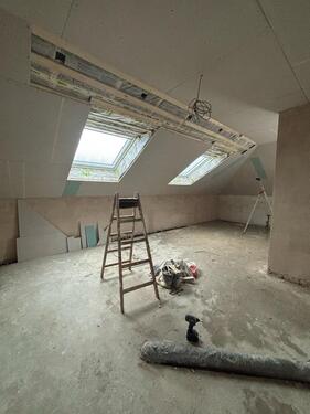 Foto - Lichtdurchflusste, hochwertige Dachgeschosswohnung mit Balkon & Aufzug – barrierefrei, Fertigstellung Juni 2026