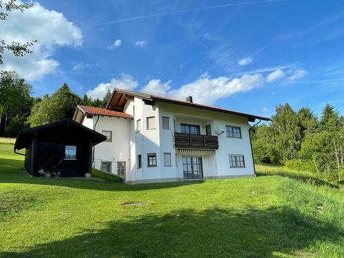 Foto - Einfamilienhaus mit Einliegerwohnung