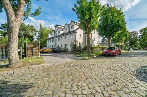 Foto - Familiengerechte Wohnung mit eigenem Garten und Stellplatz in Altglienicke