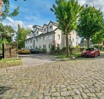 Familiengerechte Wohnung mit eigenem Garten und Stellplatz in Altglienicke - Berlin Treptow-Köpenick