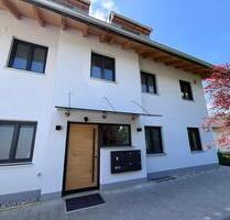 Mietwohnung - 1.100,00&nbsp;EUR Kaltmiete, ca.&nbsp; 97,00&nbsp;m&sup2; in Rechtmehring (PLZ: 83562)