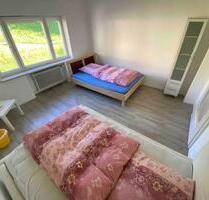 Schönes Zimmer direkt am Supermarkt - Simbach