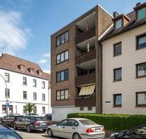 Modernisierte 3-Zimmer-Wohnung mit Loggia in Bremerhaven Geestemünde