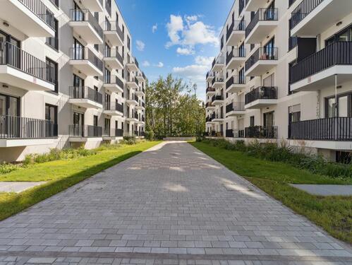 Foto - Komfort und Eleganz: Helle 3-Zimmer-Wohnung in Friedenau am Ring mit Balkon und Fahrstuhl