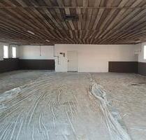Vermiete Lagerhalle Lagerraum Lagerfläche Garage Unterstellhalle - Falkenberg