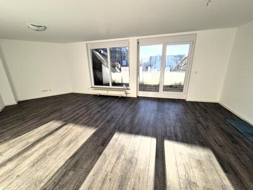 Foto - Sonnige 5 Zimmer Maisonettewohnung mit EBK und TG-Stellplatz in Stuttgart-Degerloch !