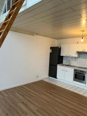 Foto - Sehr schöne helle DG Maisonette 1-Zimmerwohnung