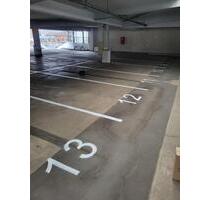 PKW-Stellplätze auf Parkdeck in Bad Wildungen zu vermieten – 2 m Maximalhöhe