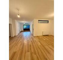 Helle 3-Zi Wohnung mit Terasse - 1.030,00&nbsp;EUR Kaltmiete, ca.&nbsp; 99,00&nbsp;m&sup2; in Balingen (PLZ: 72336)