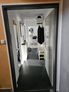 Foto - Helle 3-Zimmer-Whg. im 2.OG mit super Anbindung in ruhiger Lage