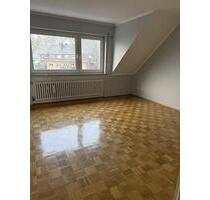 96,5 qm, 3,5 Zi., 2.OG, neues Bad ,mit Balkon - Oberhausen Biefang