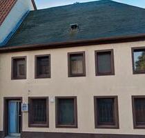 Attraktives Wohn-und Geschäftshaus im Zentrum von Borna