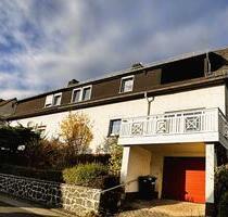 Doppelhaushälfte mit Blick auf Burg Greifenstein in 35764 Sinn