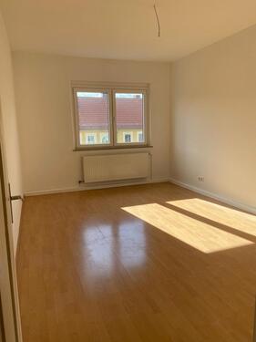 Foto - Helle ruhige 3-Zi-Wo, kompl. ren., Schoppershofstr., Balk. EBK