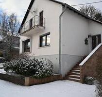 1-2 Familienhaus - 325.000,00&nbsp;EUR Kaufpreis, ca.&nbsp; 230,00&nbsp;m&sup2; in Rehlingen-Siersburg (PLZ: 66780)