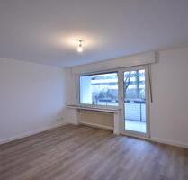 Ruhiges Wohnen! Sanierte 2-Zimmer-Whg mit Balkon - Duisburg Hamborn