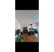 Helle 4 Zim.Wohn.Alt SB.Balkon,Keller,Garage,Nähe HTW,HBF,Schloss - Saarbrücken Neue Bremm