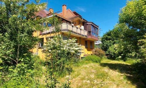 Foto - Wohnhaus im Kurpark Bad Hersfeld (mit Praxis und 2 Wohnungen.)