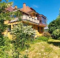 Wohnhaus im Kurpark Bad Hersfeld (mit Praxis und 2 Wohnungen.)