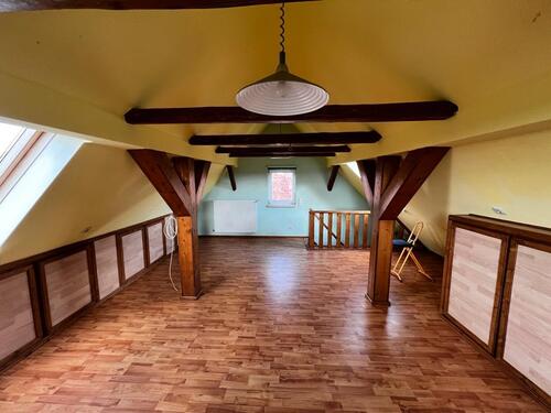 Foto - Einfamilienhaus mit Scheune - 87.500,00&nbsp;EUR Kaufpreis, ca.&nbsp; 131,00&nbsp;m&sup2;