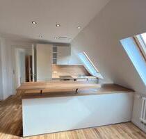 Möbelierte Dachgeschosswohnung mit EBK - Laage