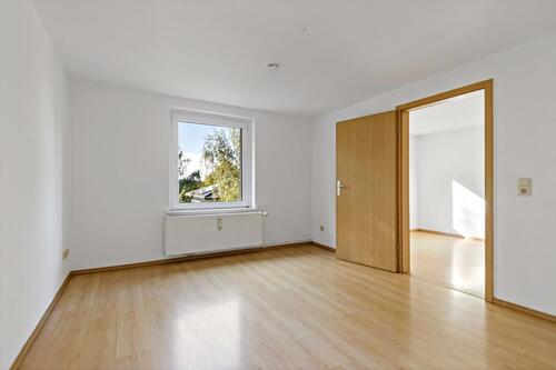 Foto - Licht & Ruhe – schöne 3-Raum-Wohnung mit Gartenmitbenutzung