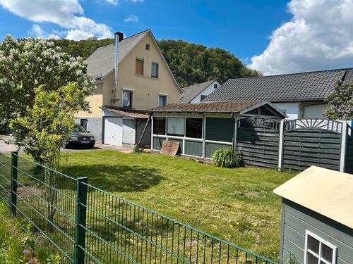 Foto - 5 Zimmer Einfamilienhaus zum Kaufen in Neuhausen