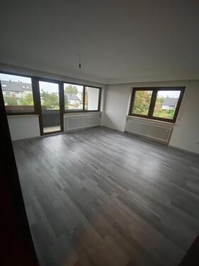 Foto - 4-Zimmer-Wohnung mit Balkon,Stellplatz und Gäste-WC in Dürrwangen