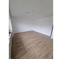 2 Zimmer Wohnung WG geeignet zu vermieten - Göttingen Grone