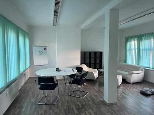 Foto - Bürofläche zur Miete – 30 m² – möbliert – Zentrum Gotha