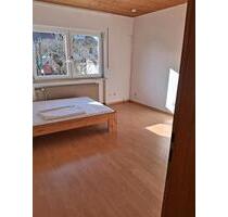 1 ZW in Rottendorf - 390,00&nbsp;EUR Kaltmiete, ca.&nbsp; 35,00&nbsp;m&sup2; in Rottendorf (PLZ: 97228)