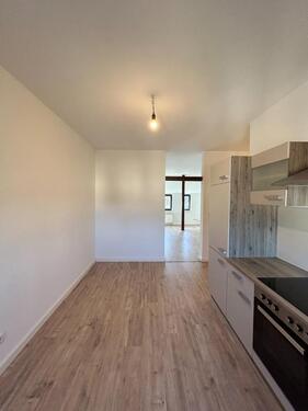 Foto - Hier passen zwei Zahnbürsten perfekt ins Bad- 2 Zimmer mit EBK für ein Neuanfang