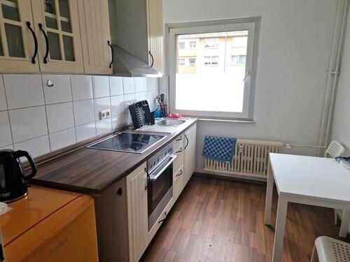 Foto - Charmante 3-Zimmer-Erdgeschosswohnung mit Balkon und Einbauküche