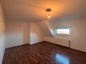 Foto - Dachgeschosswohnung - 600,00 EUR Kaltmiete,
