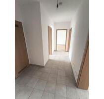 2-Zimmer-Erdgeschosswohnung mit Terrasse und Garten - Kleinheubch - Kleinheubach