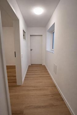 Foto - Modern sanierte 2-Zimmer-Wohnung mit Einbauküche inkl. Strom und Heizkosten